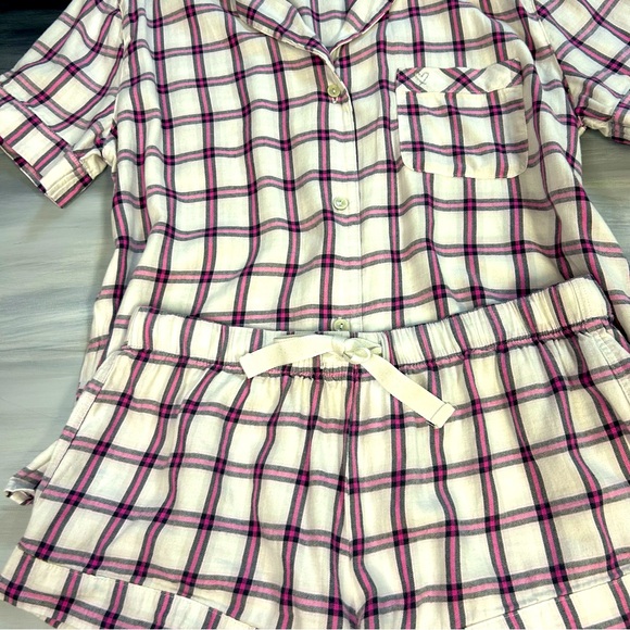 Victoria’s Secret size small shorts pajama set. Great condition.  - Picture 5 of 13